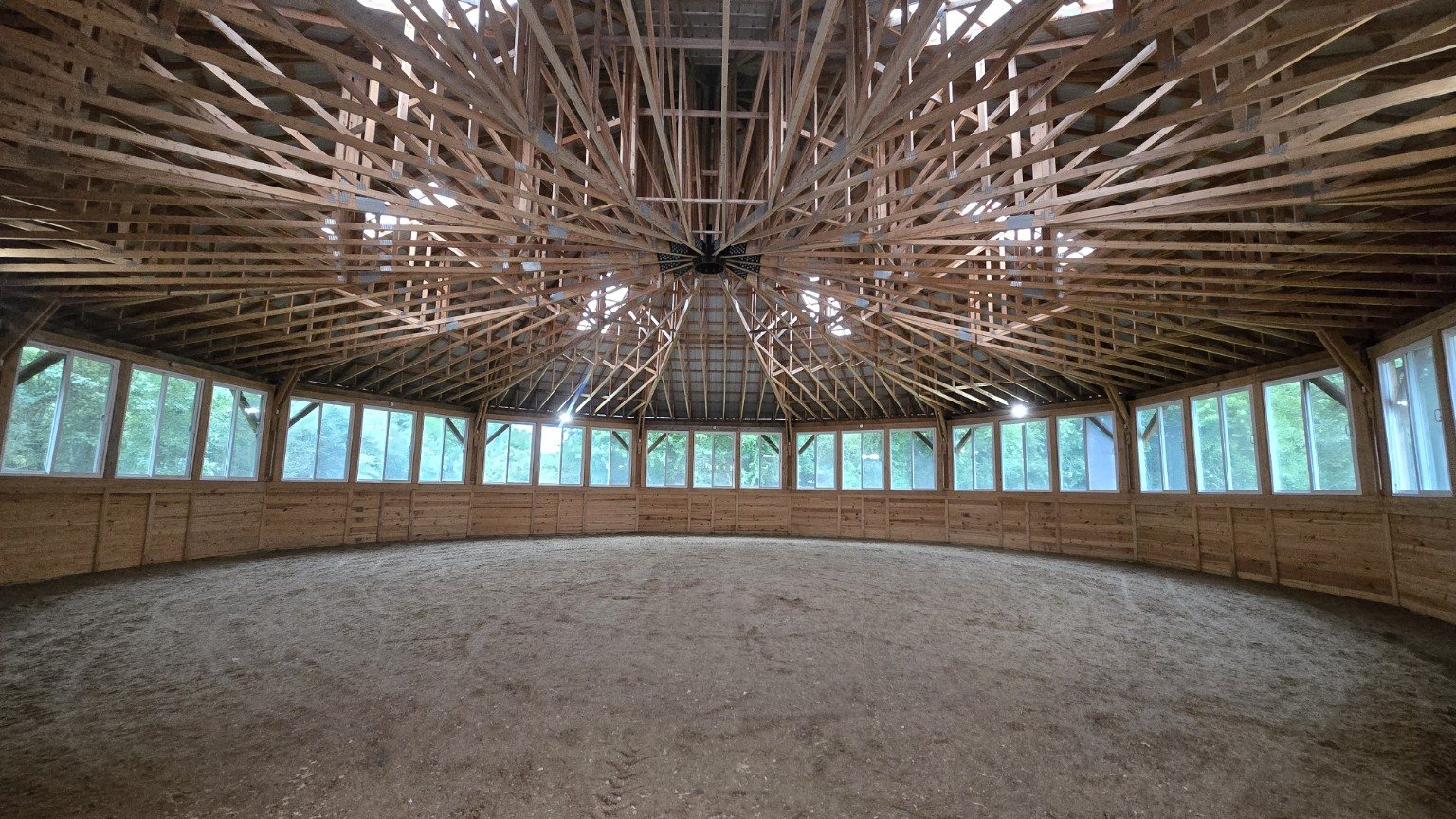 Indoor riding arena